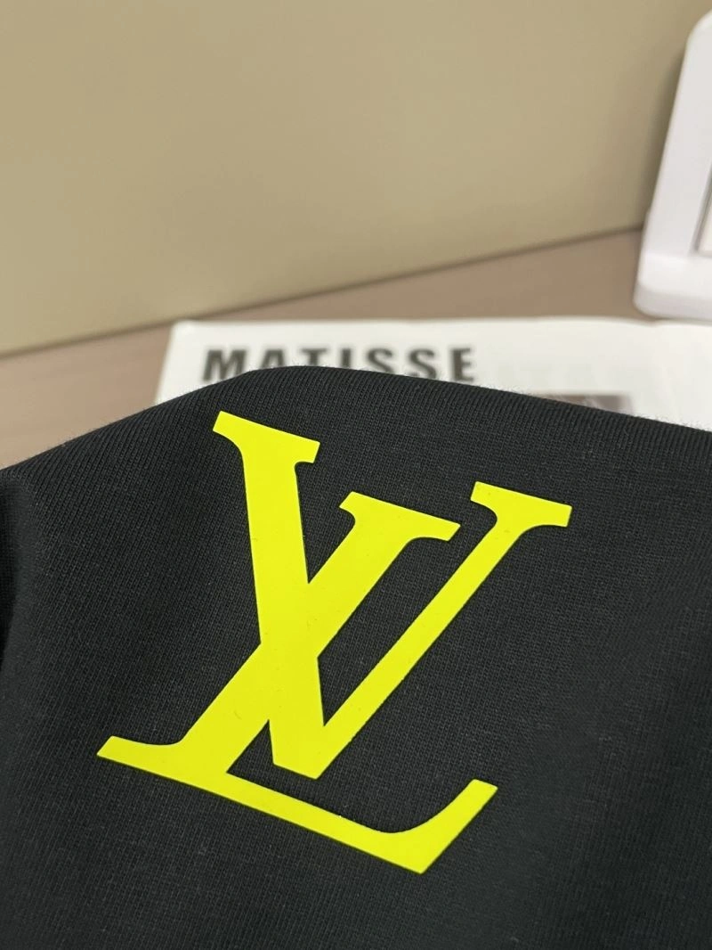 Louis Vuitton T-Shirts Effortless 132471