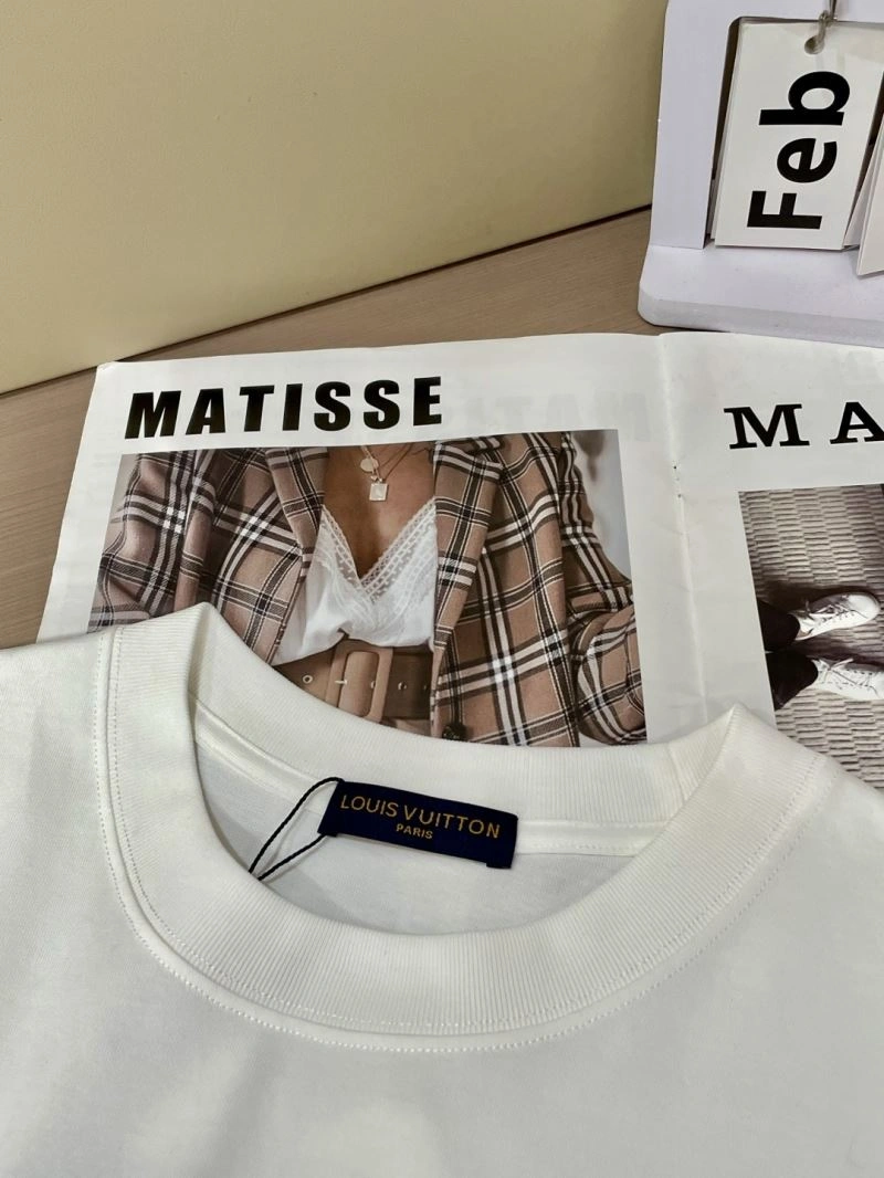 Louis Vuitton T-Shirts EasyCare 132475