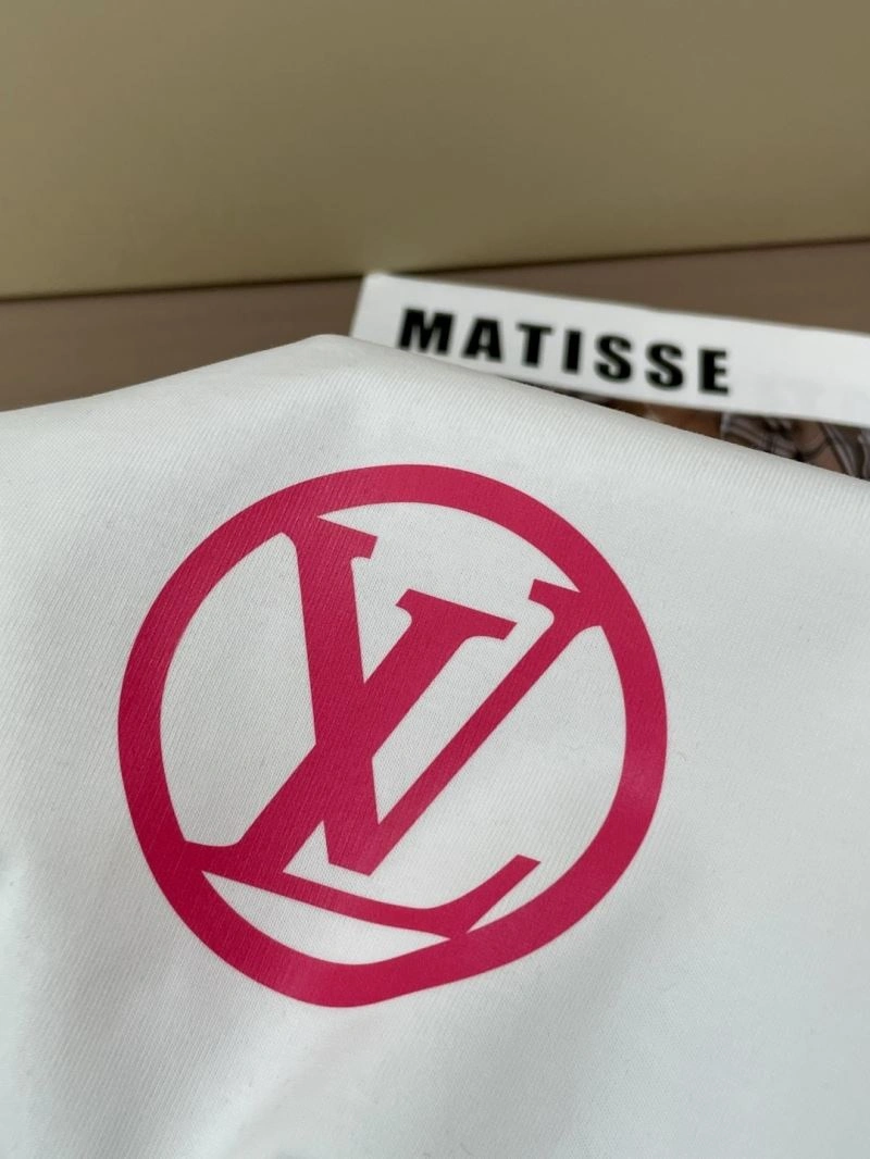 Louis Vuitton T-Shirts EasyCare 132475