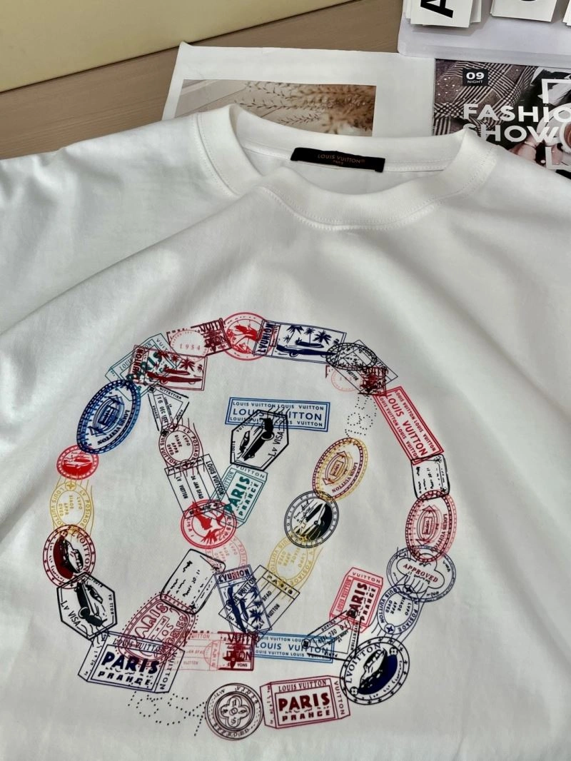 Breathable Louis Vuitton T-Shirts 132457