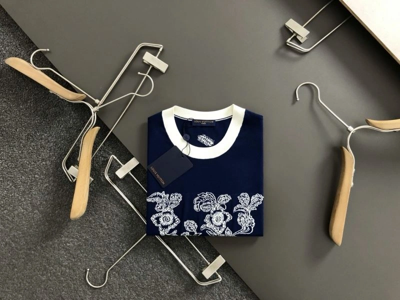 Louis Vuitton T-Shirts FashionForward 132462