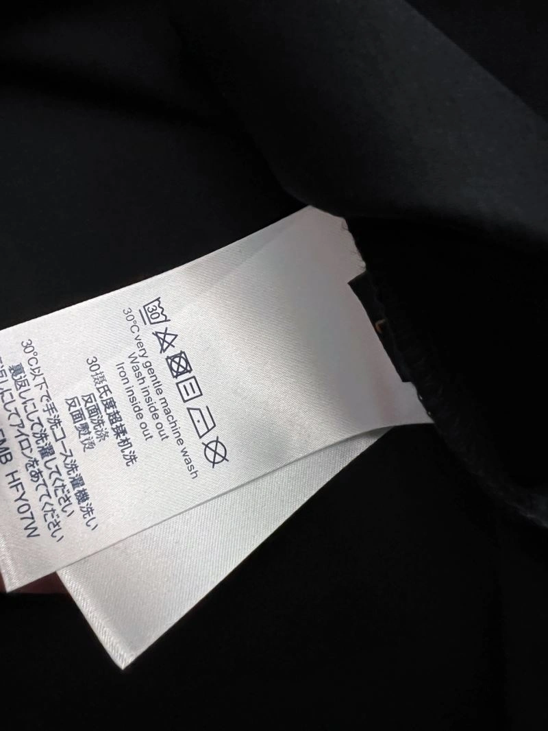 Seasonal Louis Vuitton T-Shirts 132468