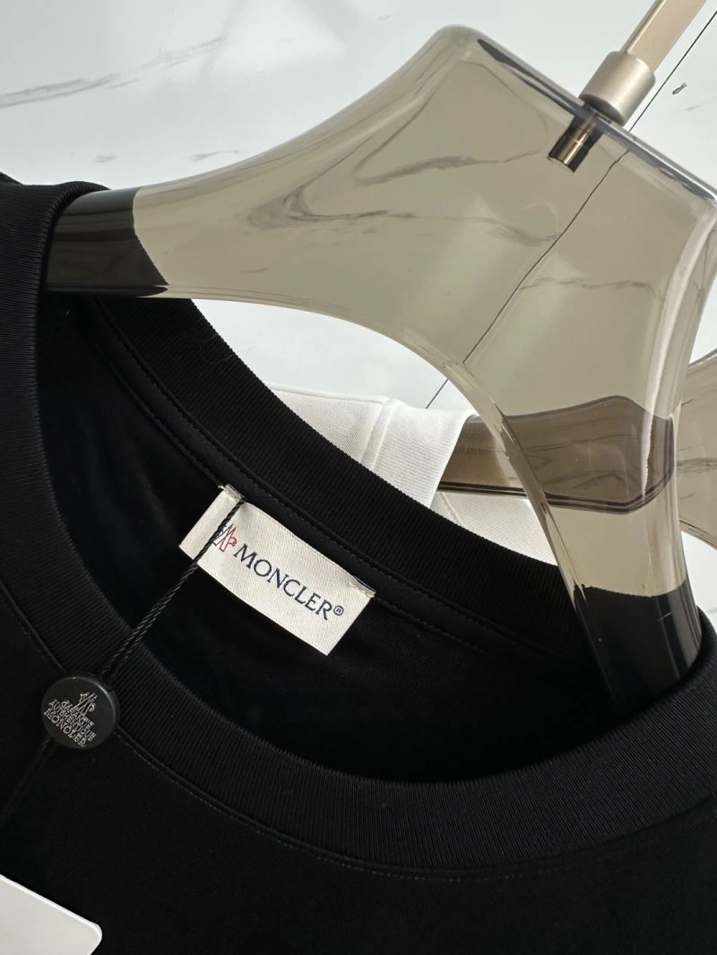 Louis Vuitton T-Shirts Functional 132441