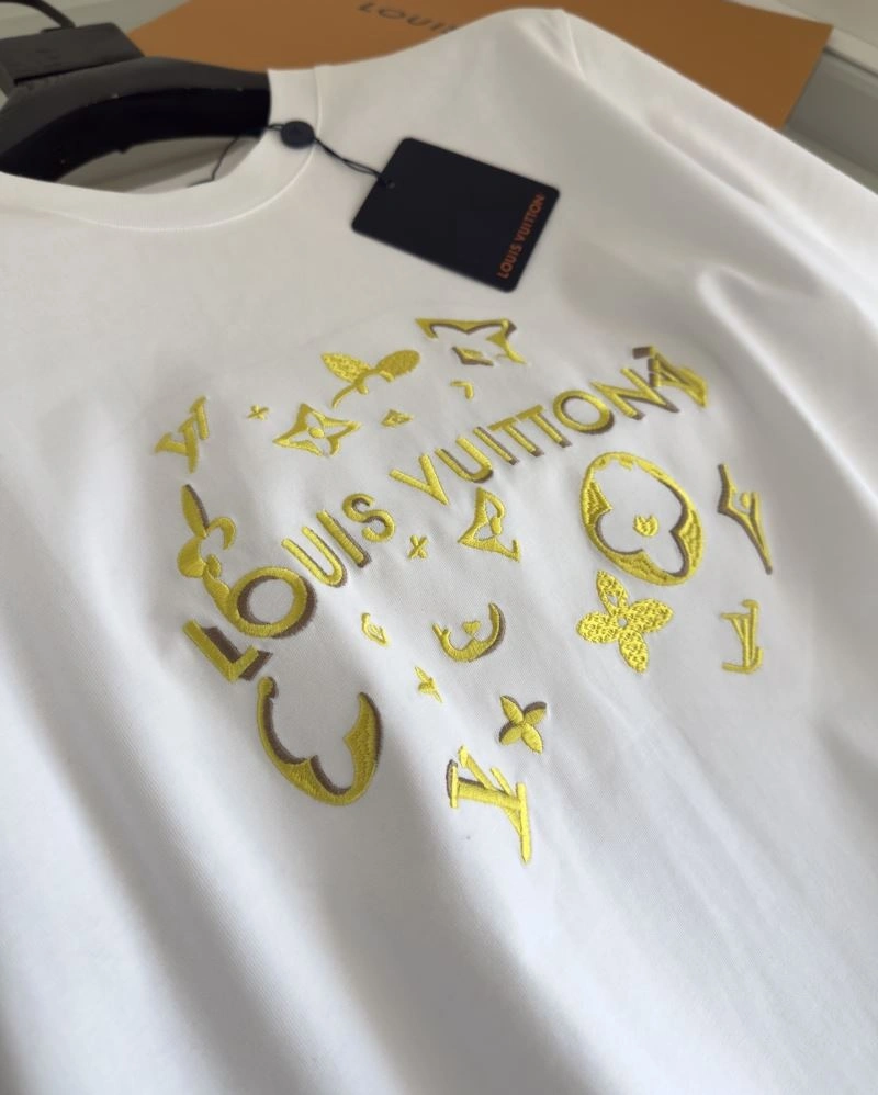 Popular Louis Vuitton T-Shirts 132474
