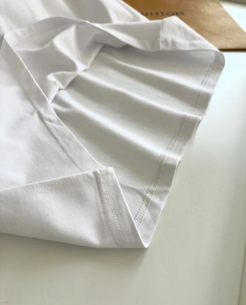 Popular Louis Vuitton T-Shirts 132474