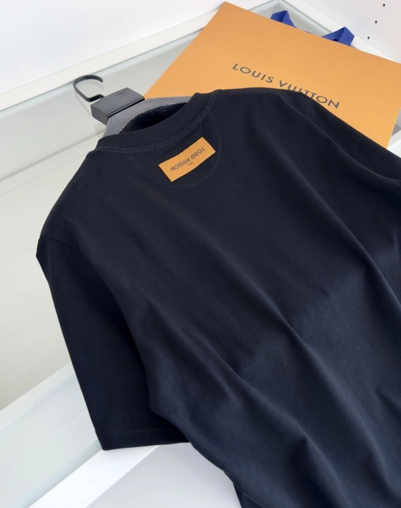 WrinkleFree Louis Vuitton T-Shirts 132439
