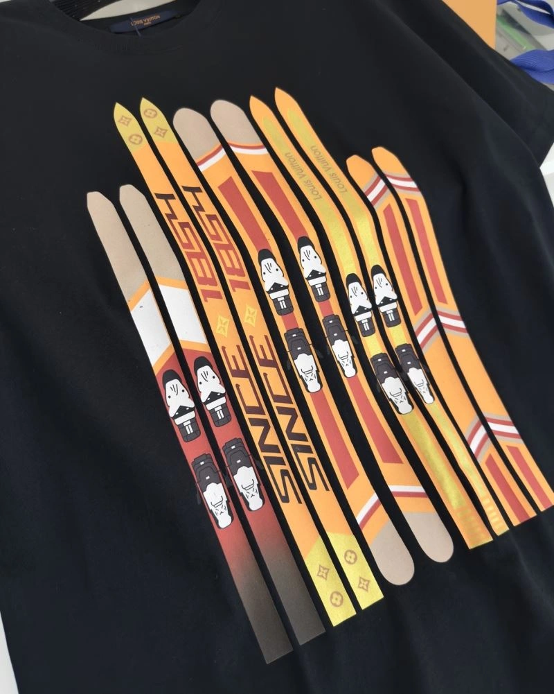Louis Vuitton T-Shirts Breathable 132443