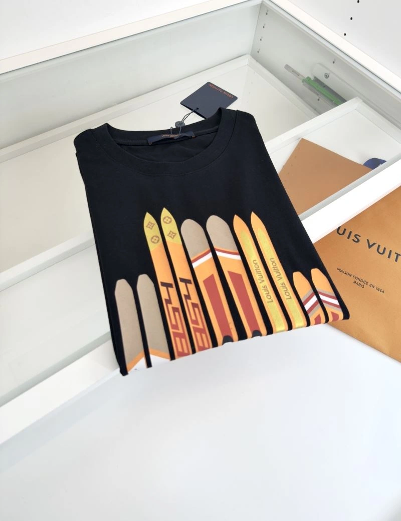 Louis Vuitton T-Shirts Breathable 132443