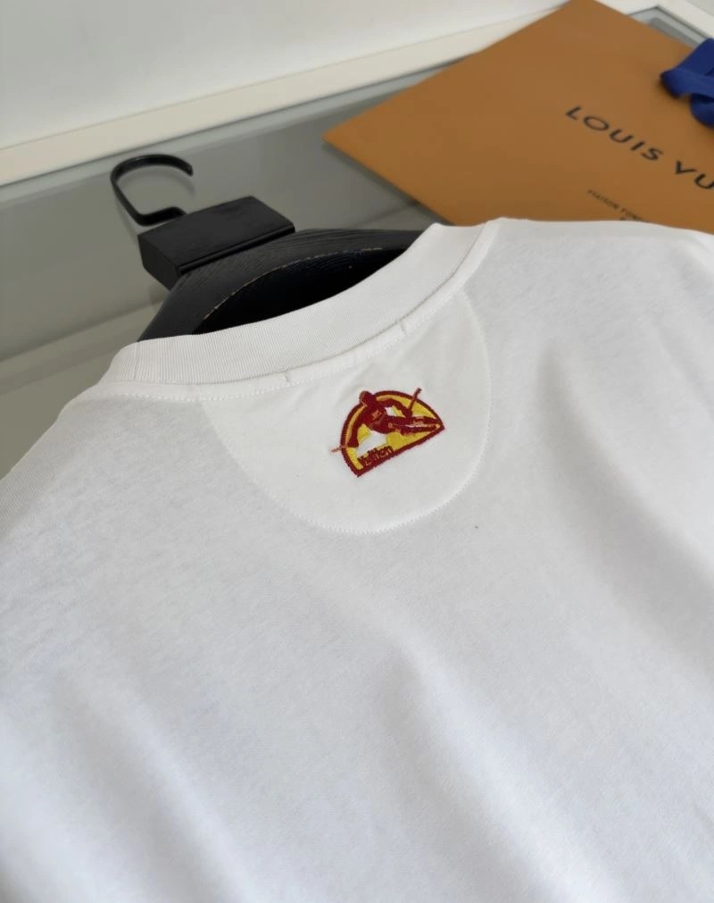 Louis Vuitton T-Shirts ComfortFit 132438