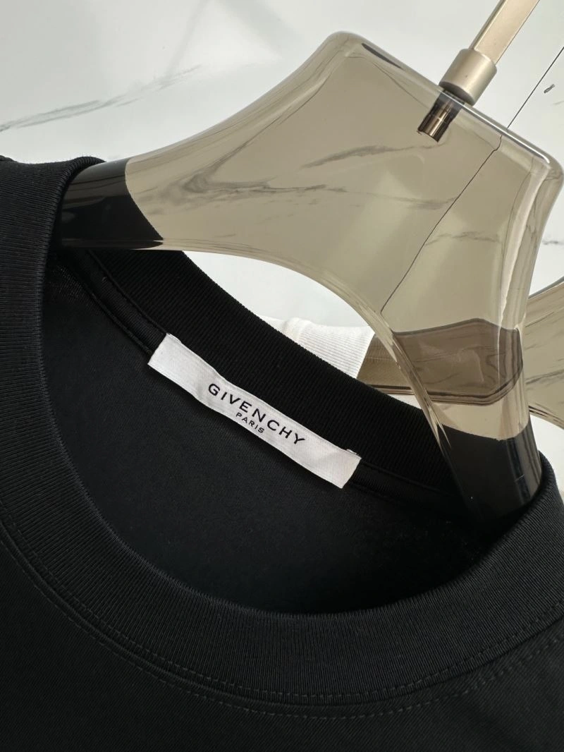 Fashionable Louis Vuitton T-Shirts 132411