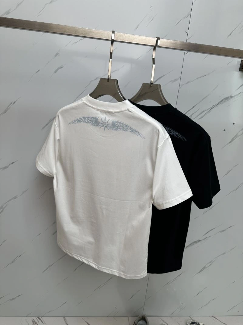 Chic Louis Vuitton T-Shirts 132420
