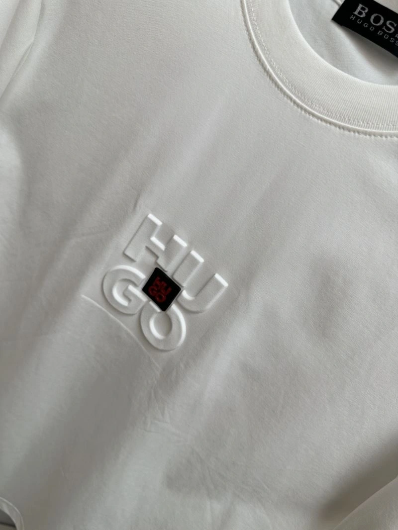 Elegant Louis Vuitton T-Shirts 132417
