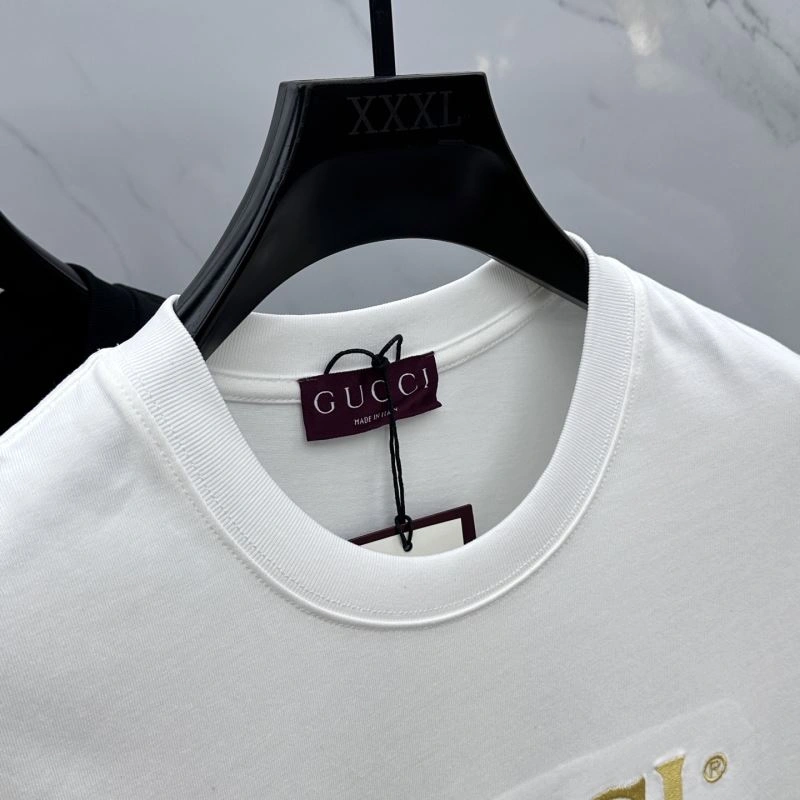 WellDesigned Louis Vuitton T-Shirts 132419