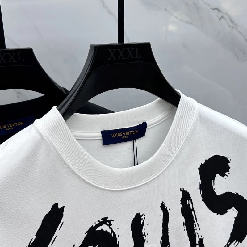 Louis Vuitton T-Shirts HighQuality 132426