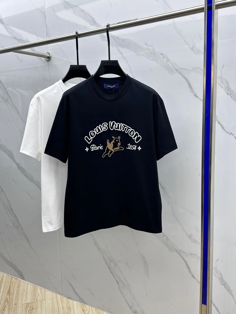 RelaxedFit Louis Vuitton T-Shirts 132427