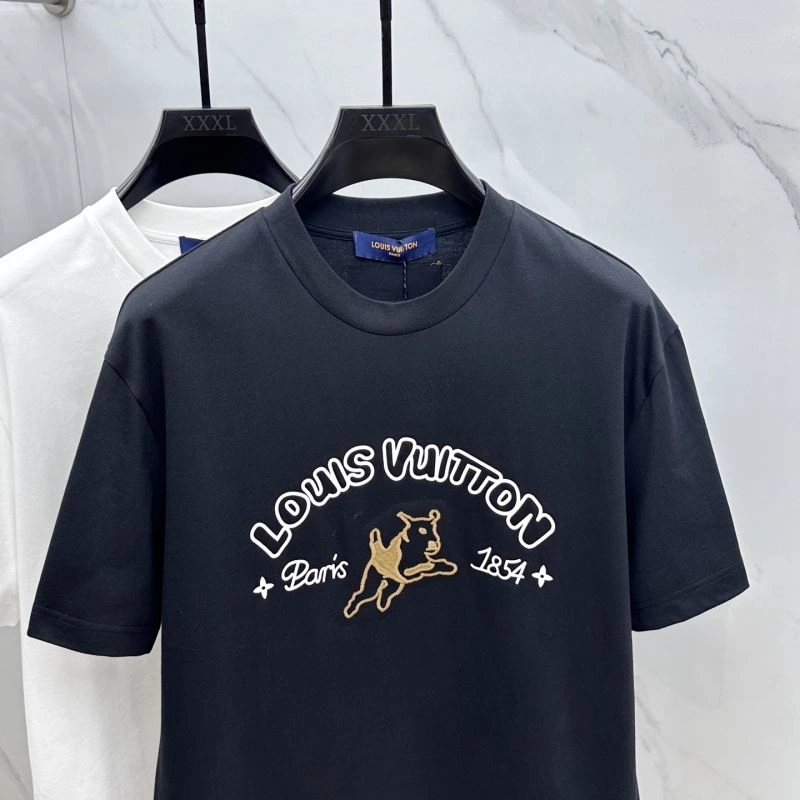 RelaxedFit Louis Vuitton T-Shirts 132427