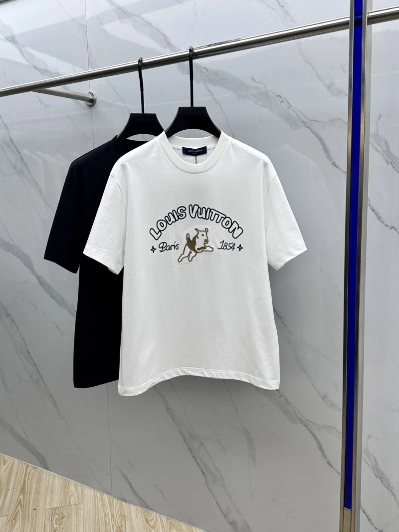 Louis Vuitton T-Shirts Minimalist 132434