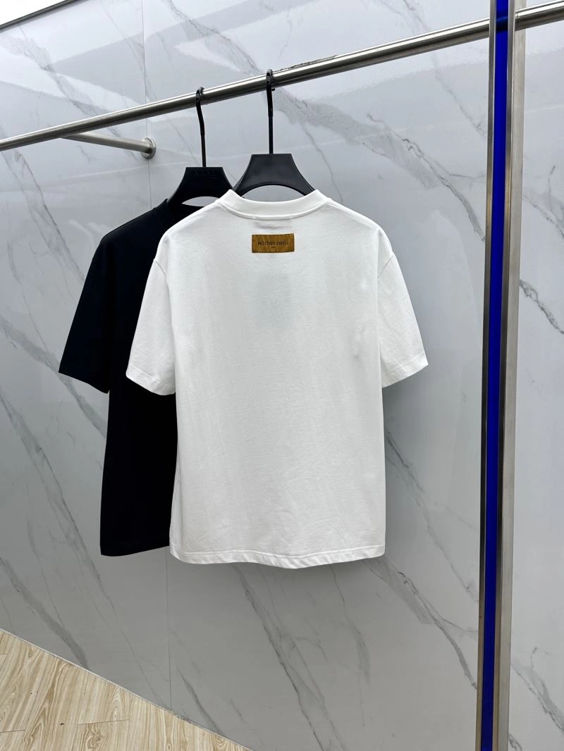 Louis Vuitton T-Shirts Minimalist 132434