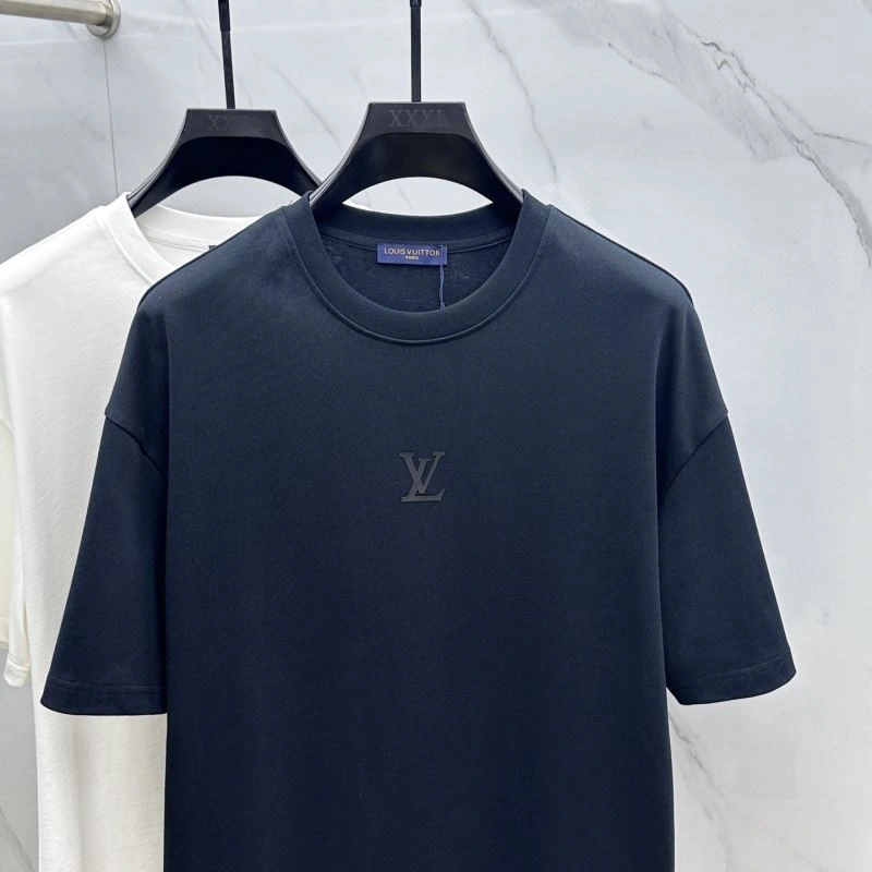 Unisex Louis Vuitton T-Shirts 132430