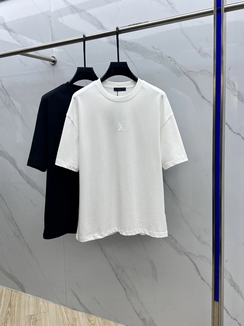 Louis Vuitton T-Shirts Seasonal 132429