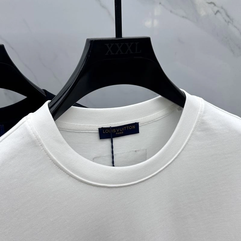 Louis Vuitton T-Shirts Seasonal 132429