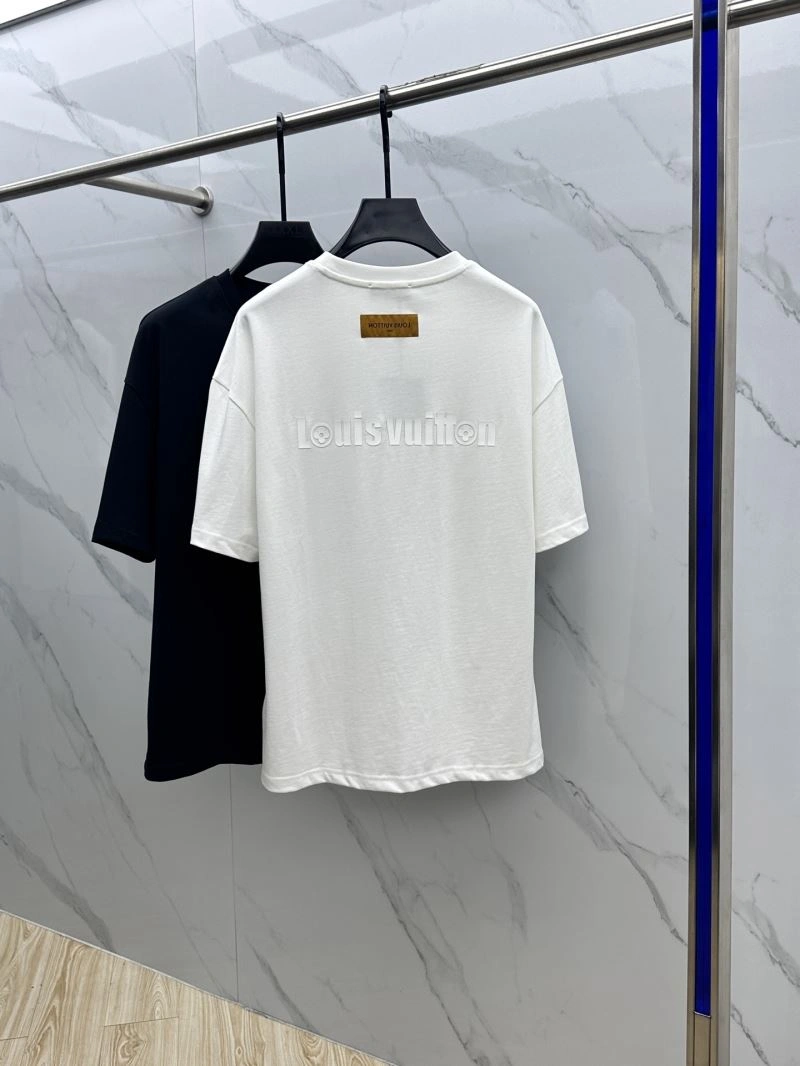 Louis Vuitton T-Shirts Seasonal 132429