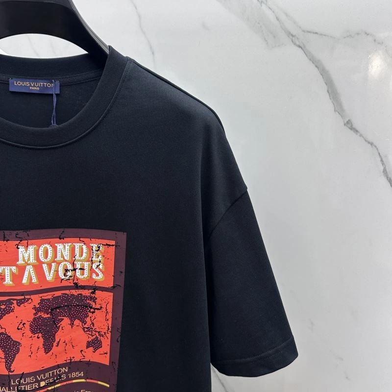 Louis Vuitton T-Shirts Modern 132425