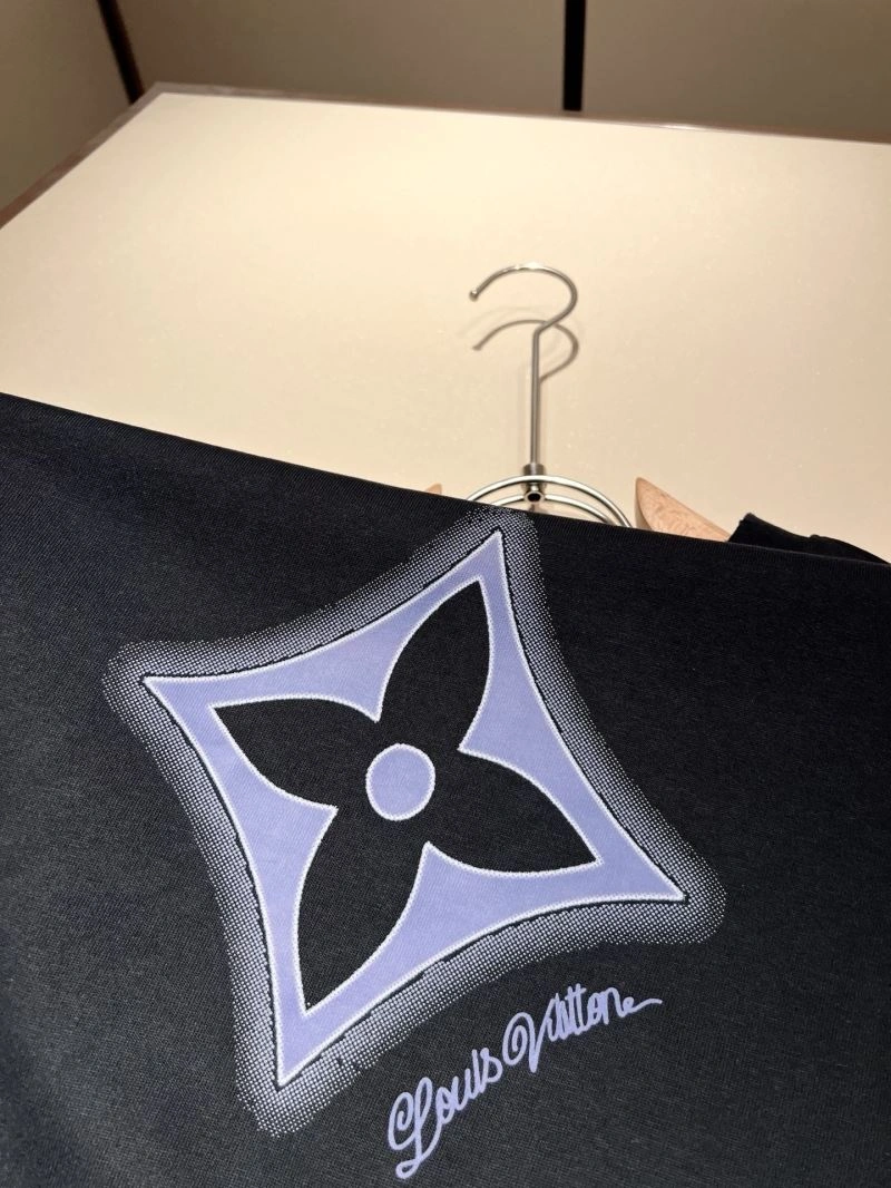Louis Vuitton T-Shirts GoodFit 132414