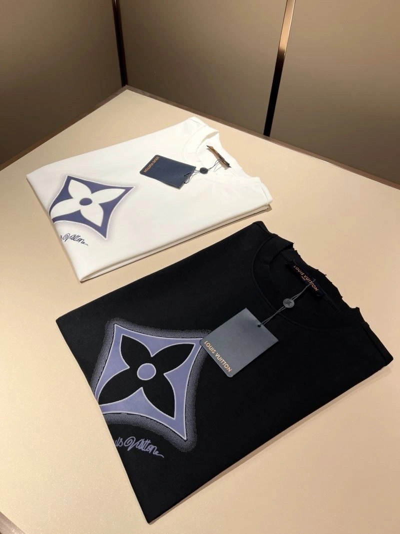 Louis Vuitton T-Shirts Snug 132432