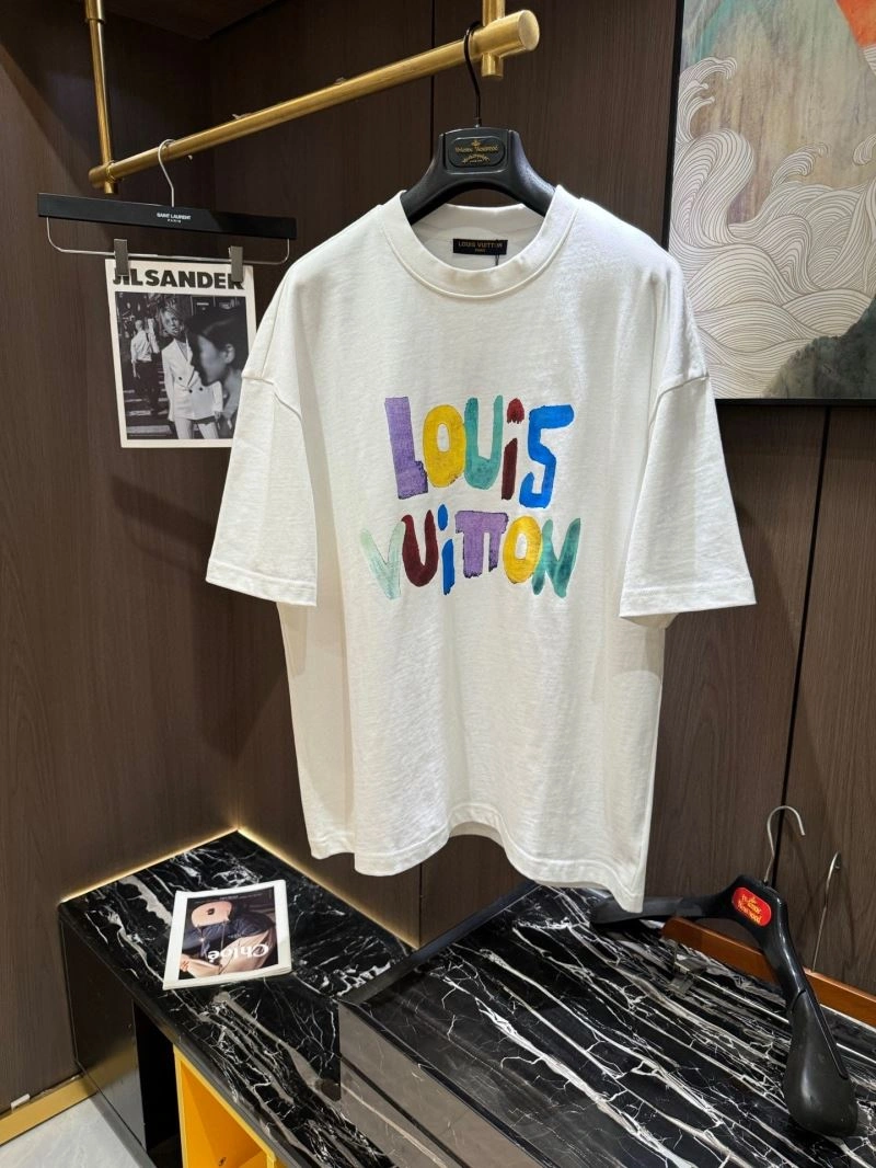 Louis Vuitton T-Shirts TimelessDesign 132433