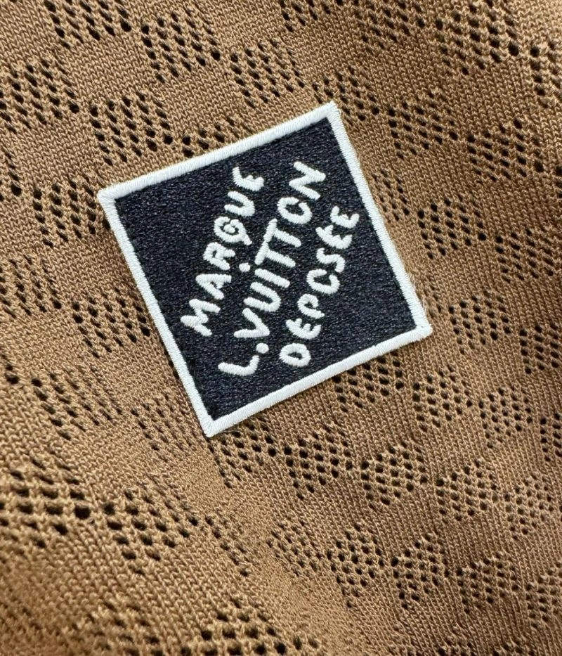 Louis Vuitton T-Shirts WellDesigned 132405