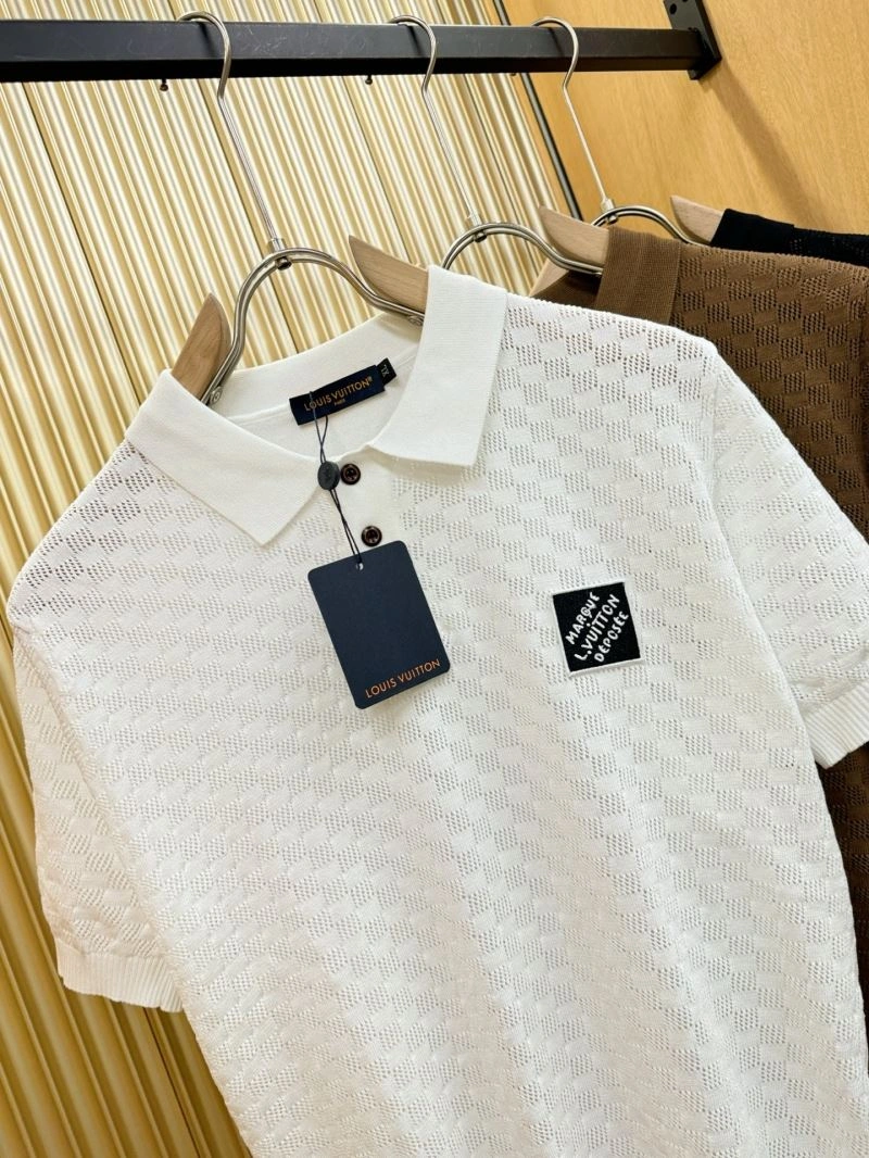Fashionable Louis Vuitton T-Shirts 132400