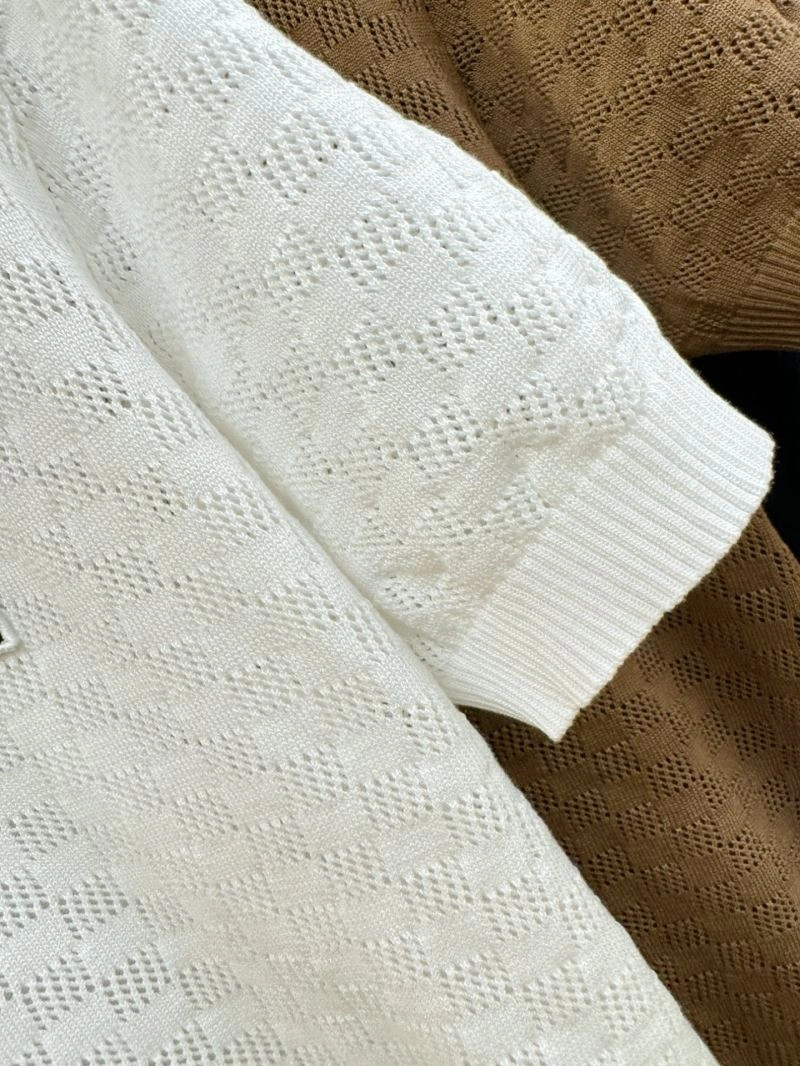 Fashionable Louis Vuitton T-Shirts 132400