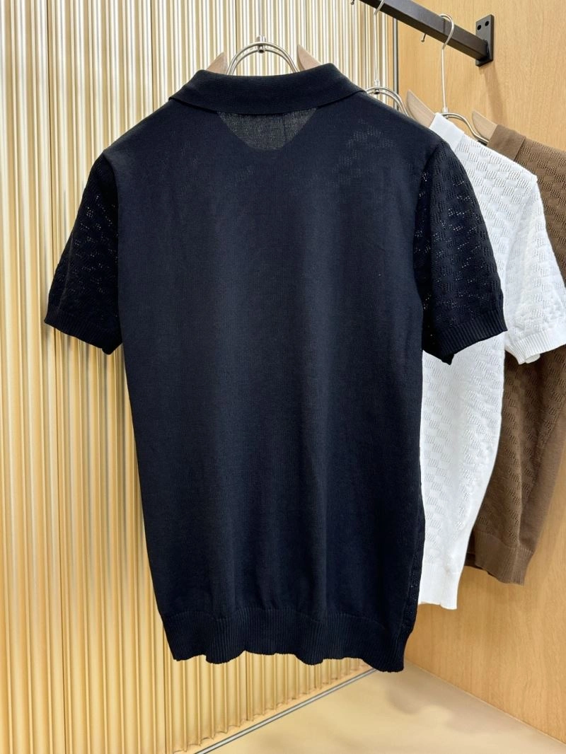 Effortless Louis Vuitton T-Shirts 132402
