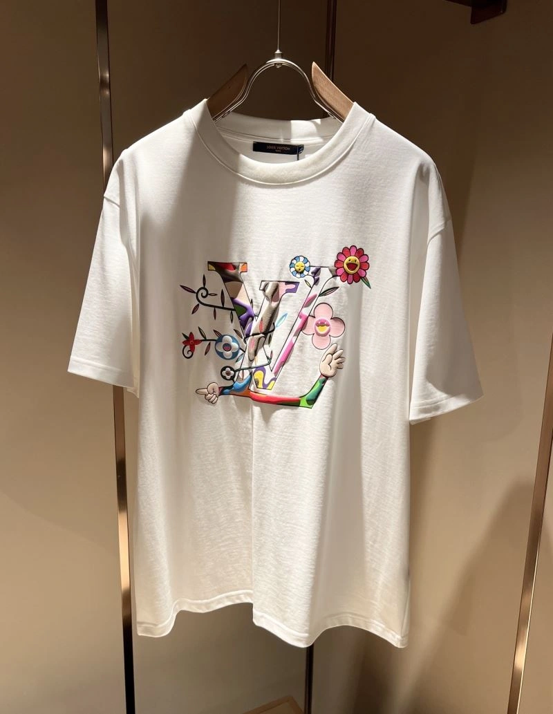 SoftTouch Louis Vuitton T-Shirts 132401