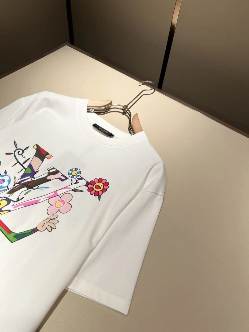 SoftTouch Louis Vuitton T-Shirts 132401