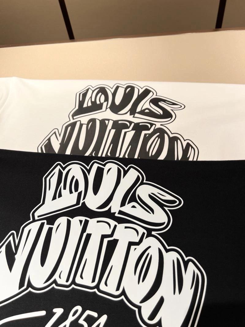 OdorResistant Louis Vuitton T-Shirts 132398