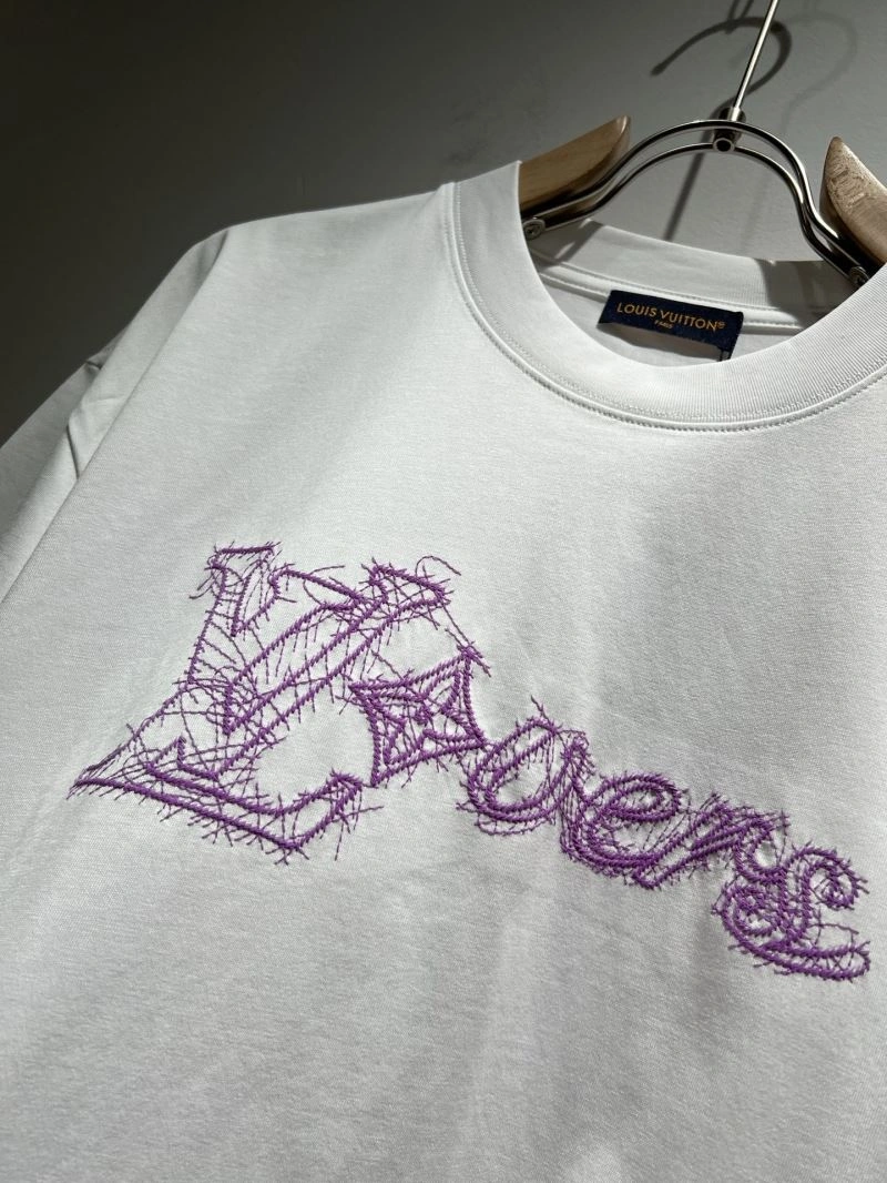 ModernLook Louis Vuitton T-Shirts 132388