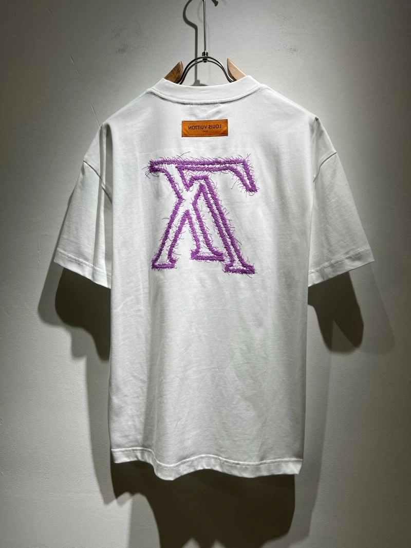 ModernLook Louis Vuitton T-Shirts 132388