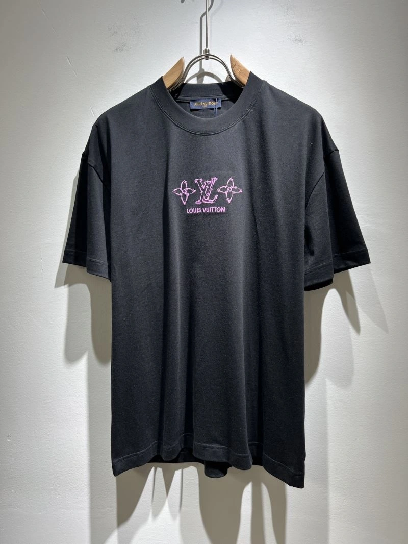 Upgraded Louis Vuitton T-Shirts 132394