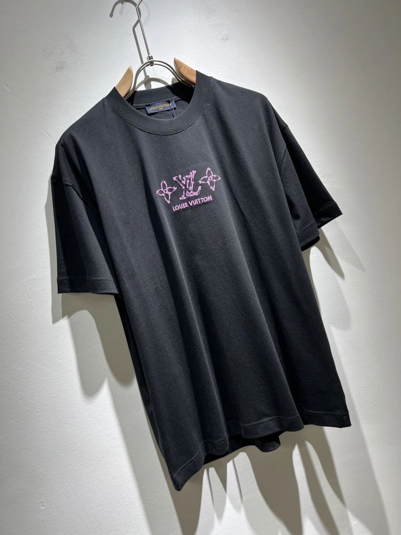 Upgraded Louis Vuitton T-Shirts 132394