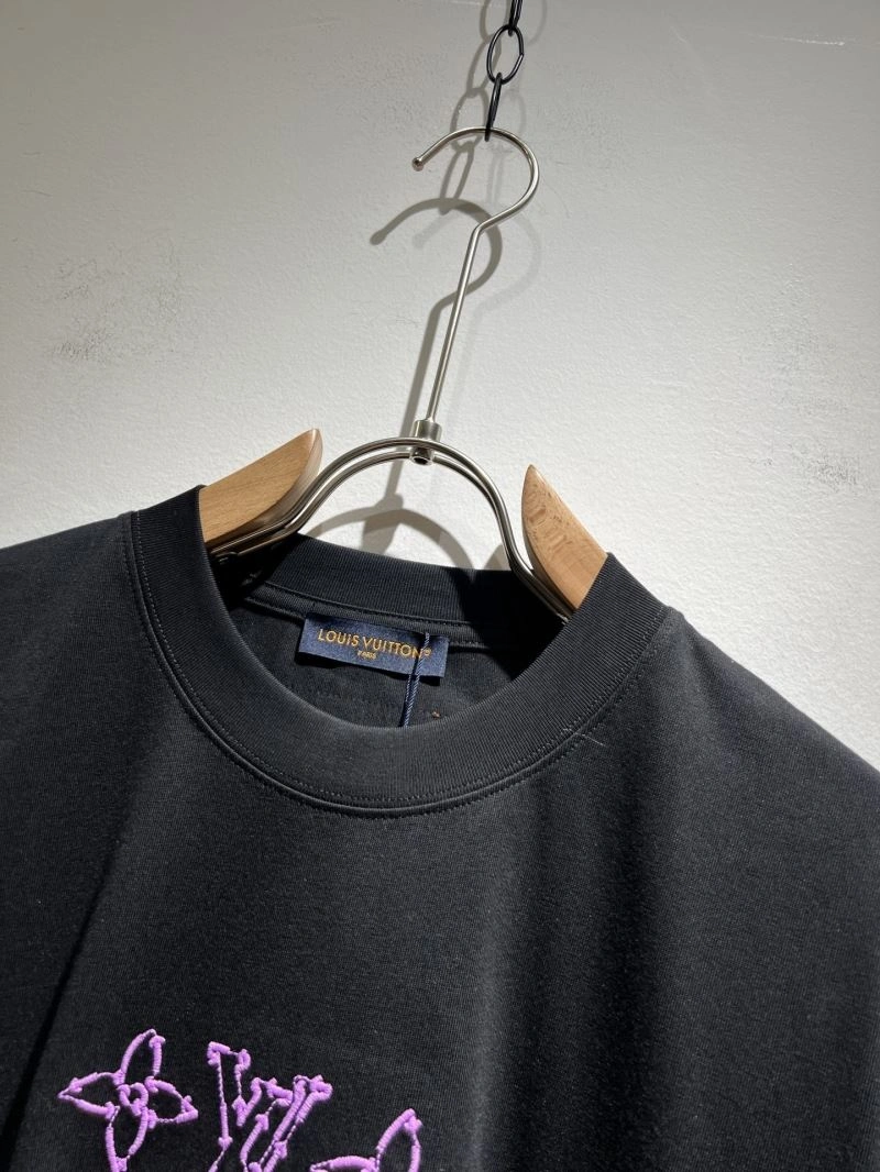 Upgraded Louis Vuitton T-Shirts 132394