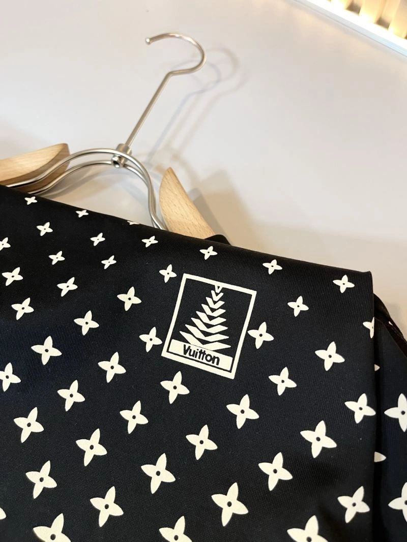 EasyCare Louis Vuitton T-Shirts 132369