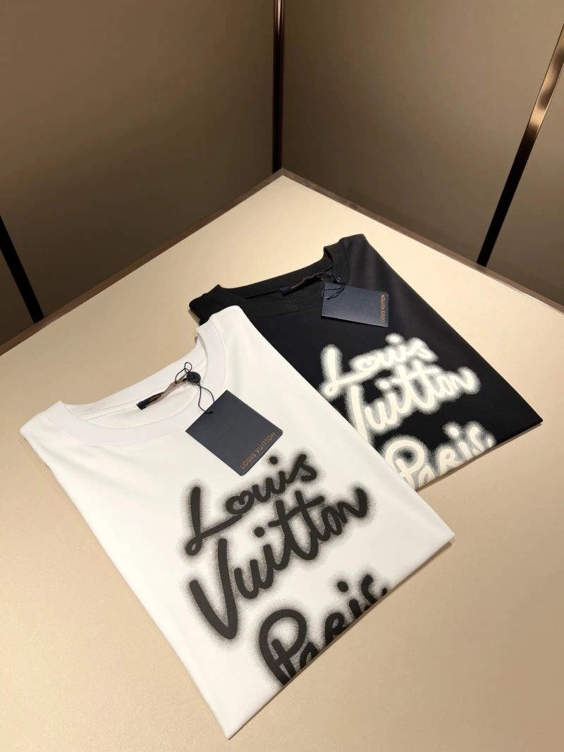 Louis Vuitton T-Shirts OnTrend 132380