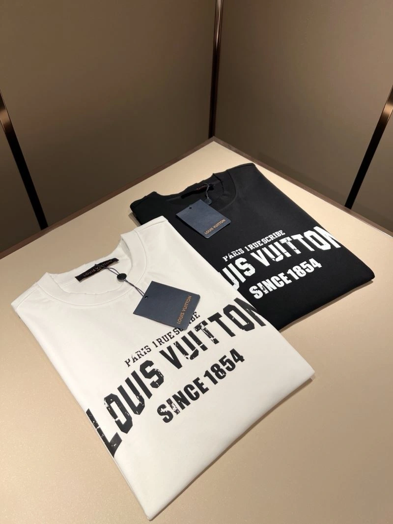 Louis Vuitton T-Shirts Fashionable 132378