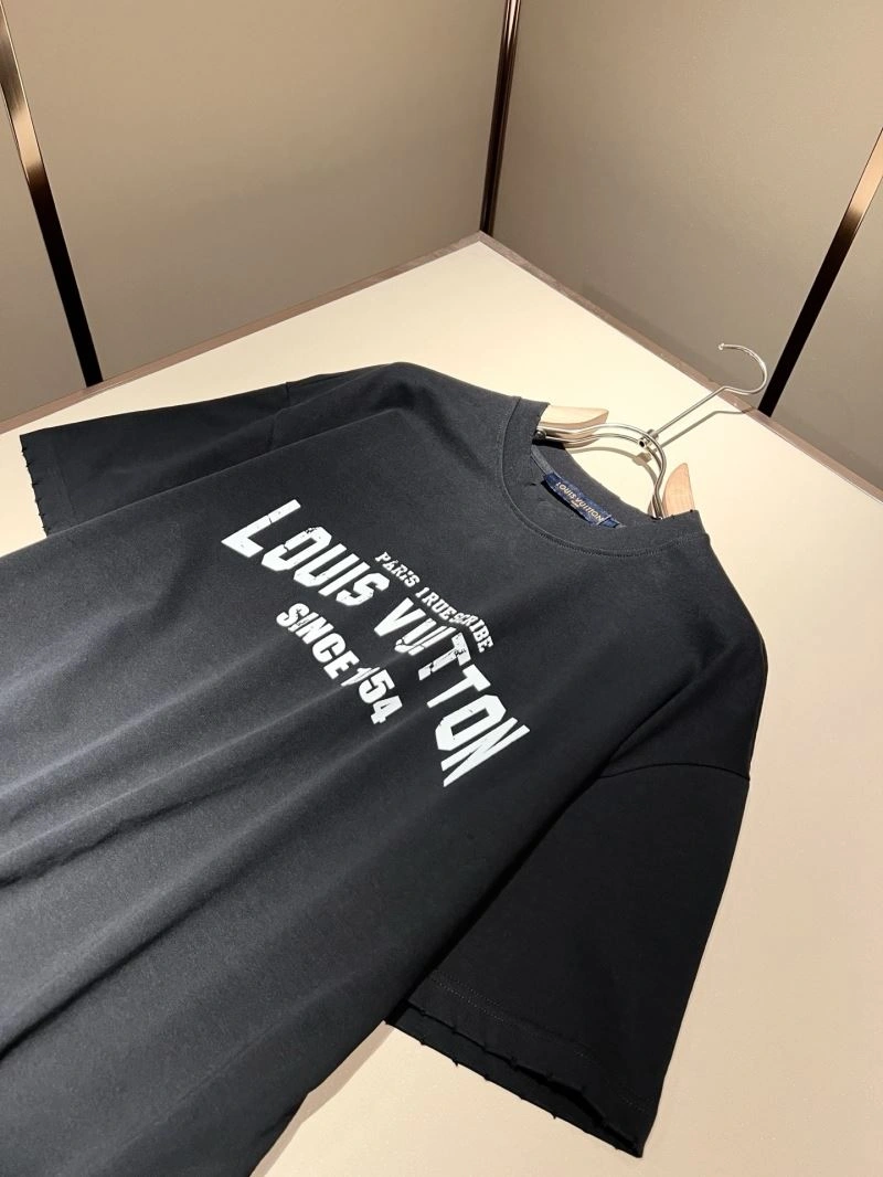 Louis Vuitton T-Shirts Fashionable 132378