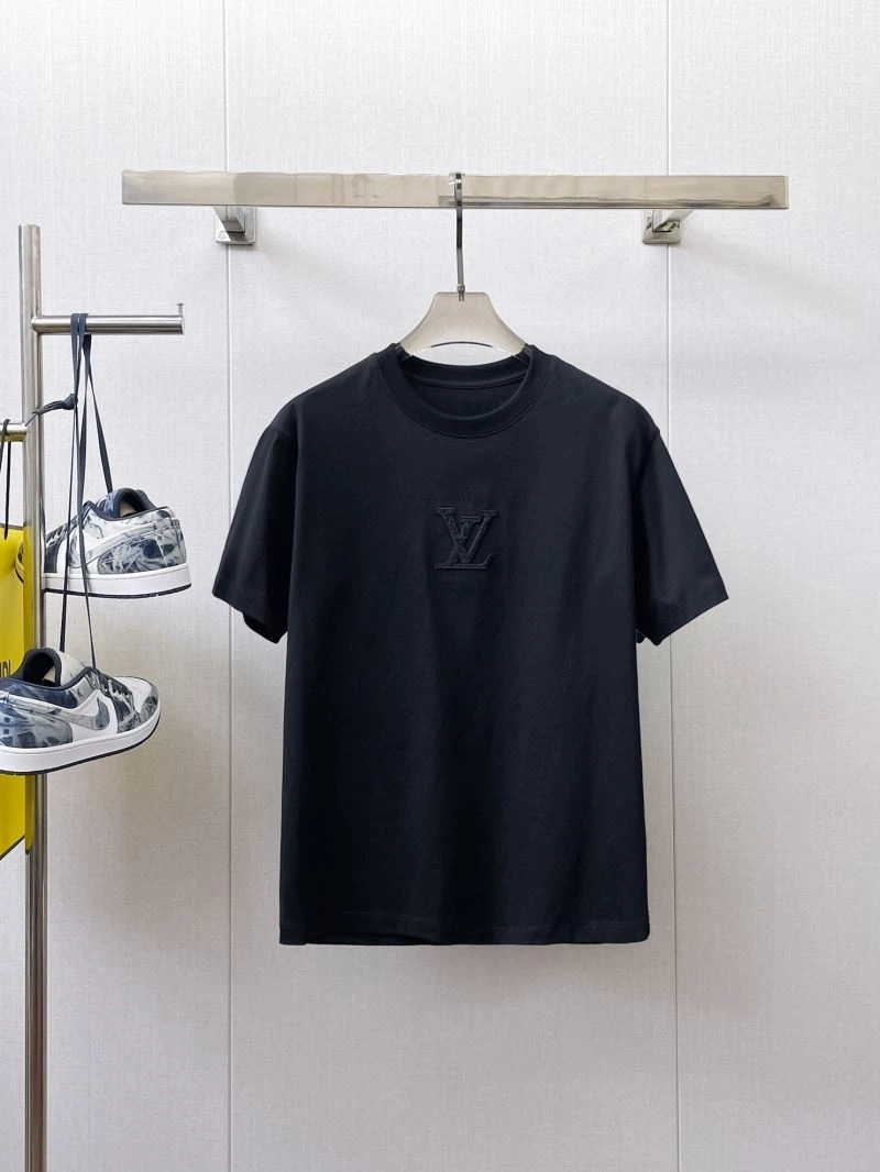 Louis Vuitton T-Shirts MoistureWicking 132371