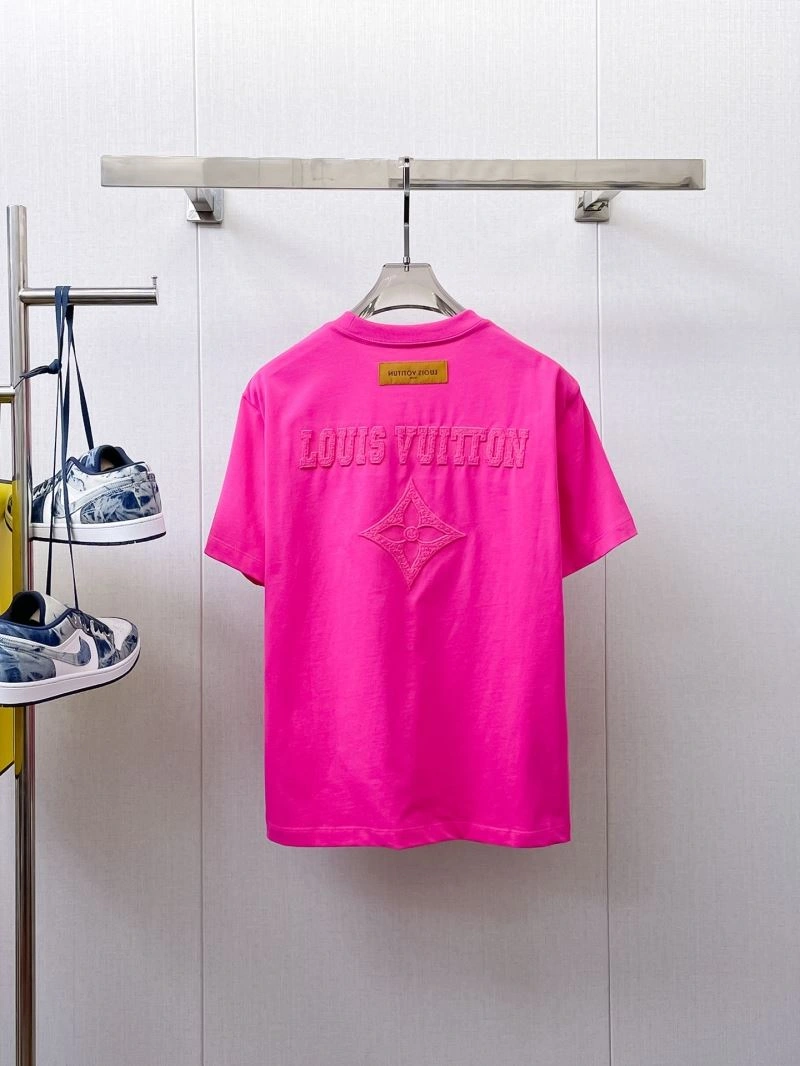 Louis Vuitton T-Shirts Durable 132382