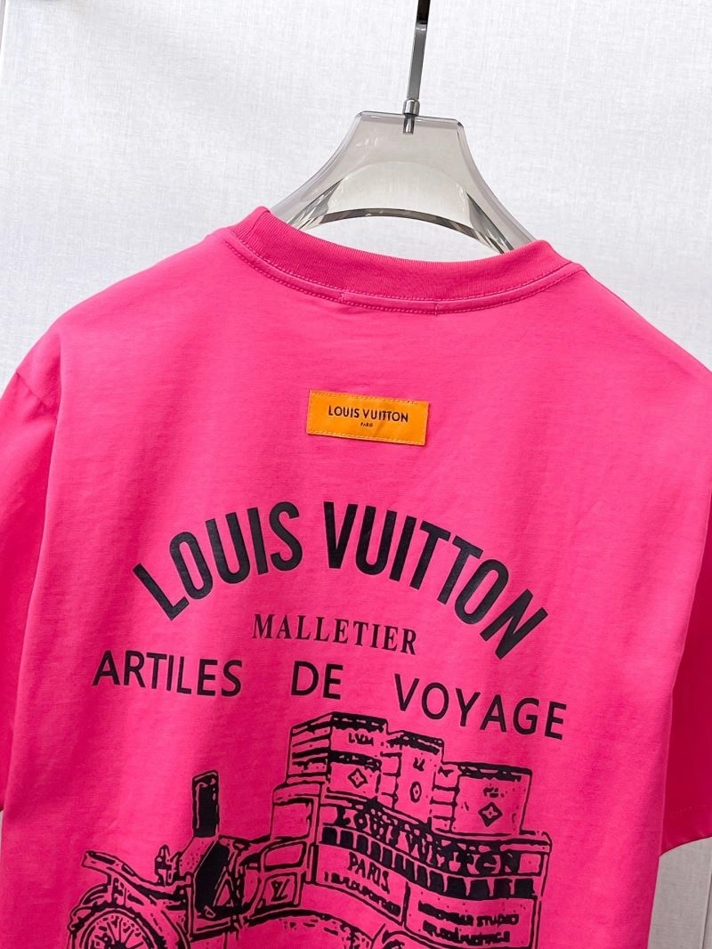 Lightweight Louis Vuitton T-Shirts 132383