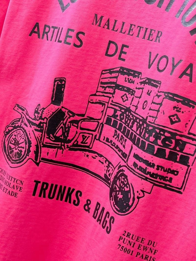 Lightweight Louis Vuitton T-Shirts 132383